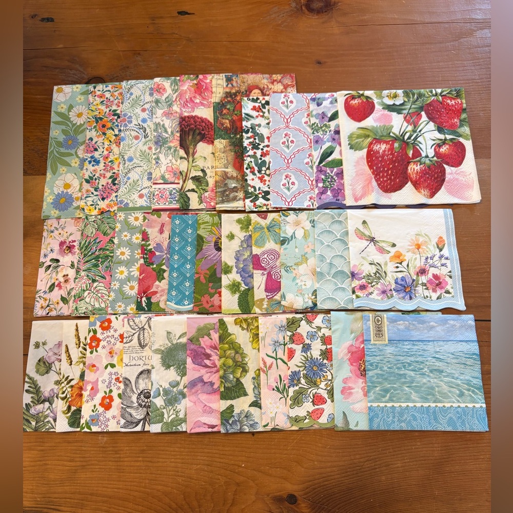 Paper Napkins for Decoupage 32 pieces. Great brands 32 DIFFERENT Patterns Fun!